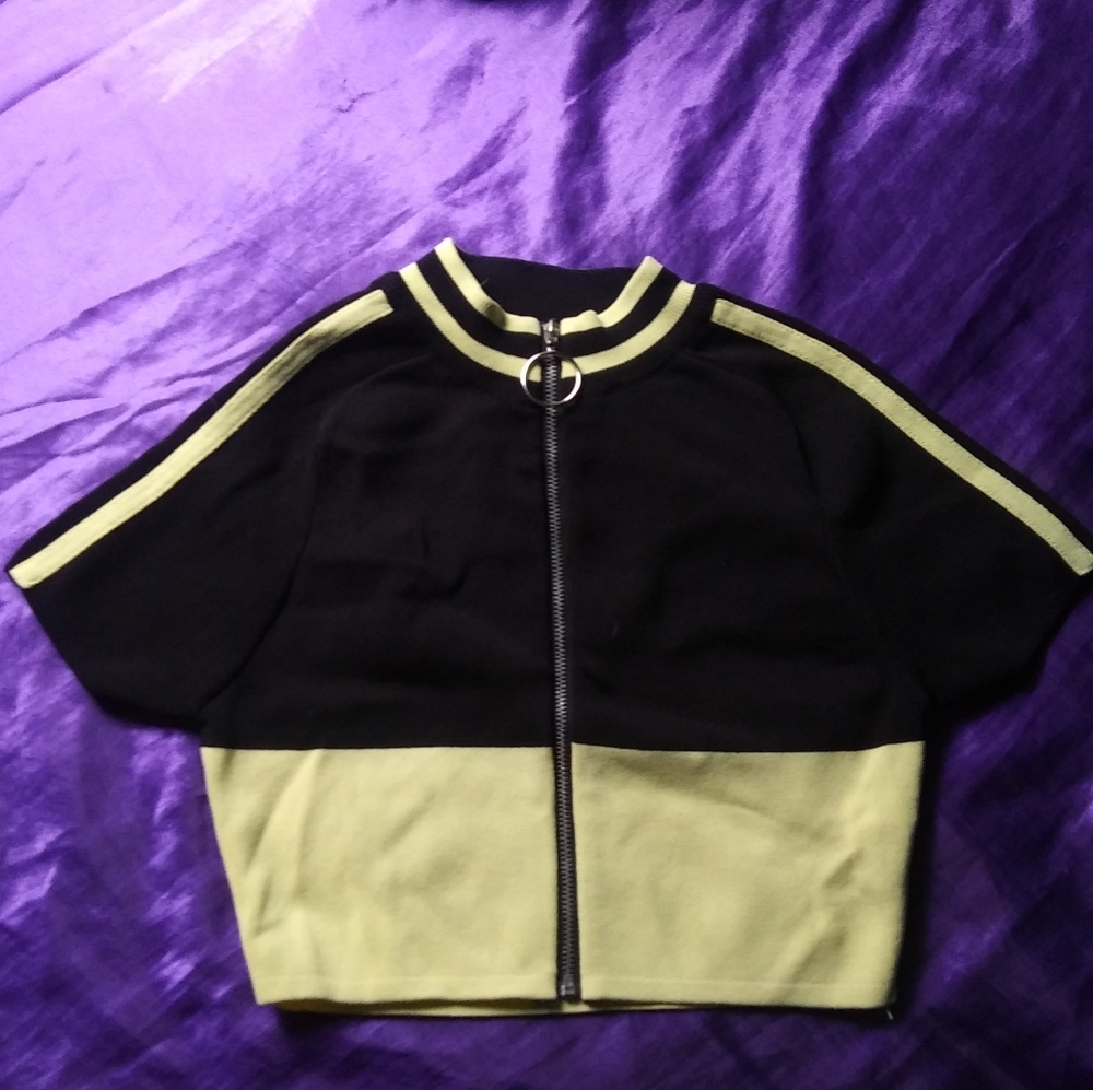 2-piece XS yellow track suit